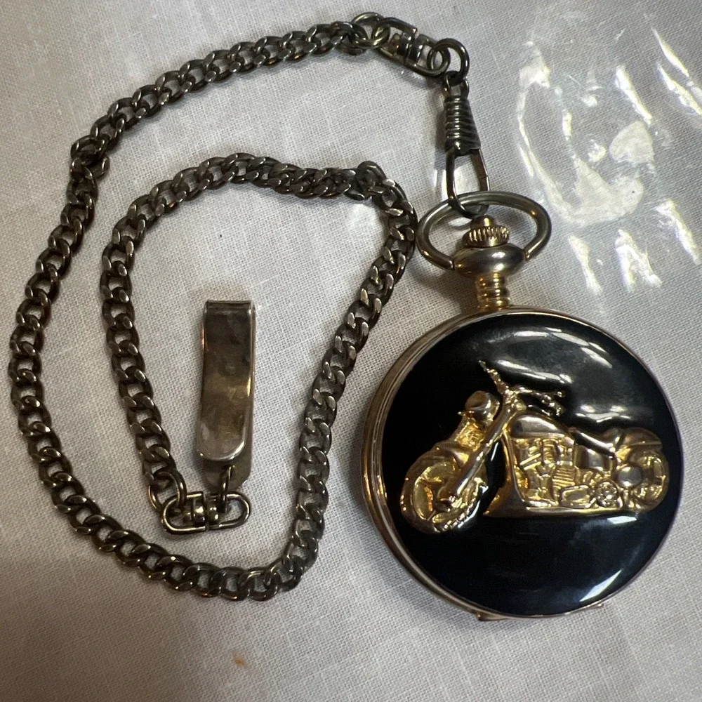 M.Z Berger Quartz‎ Pocket Watch Motorcycle Goldtone Biker Timepiece New Battery